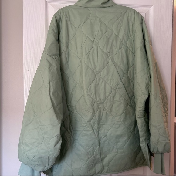 ❤️MAKE OFFER❤️ Old Navy Active green packable quilted half zip pullover PLUS XXL - Picture 5 of 9